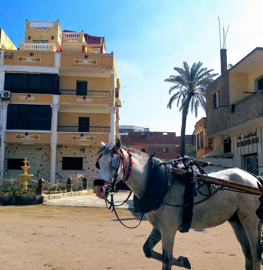 Pyramids Loft Guesthouse El El Cairo Exterior foto